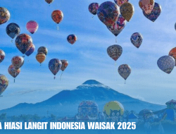 Bola Udara Hiasi Langit Indonesia Waisak 2025