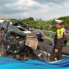 Belajar dari Kecelakaan Mobil Anggota DPR di Tol Paspro: Apa Dampaknya?