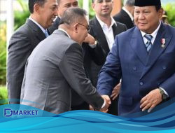Prabowo Resmi Sampaikan KEM-PPKF ke DPR, Jadi yang Pertama