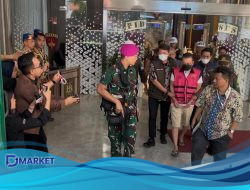 Don Ritto Resmi Ditahan Kejagung Usai Pakai Rompi Pink