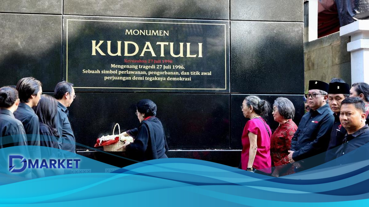 Megawati Tabur Bunga di Monumen Kudatuli, Doakan Korban Tragedi