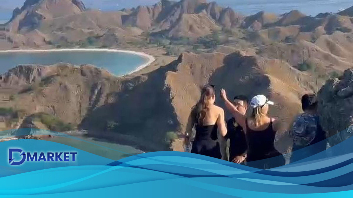 Viral! Turis Buang Sampah di Pulau Padar, Etika Liburan Dites!