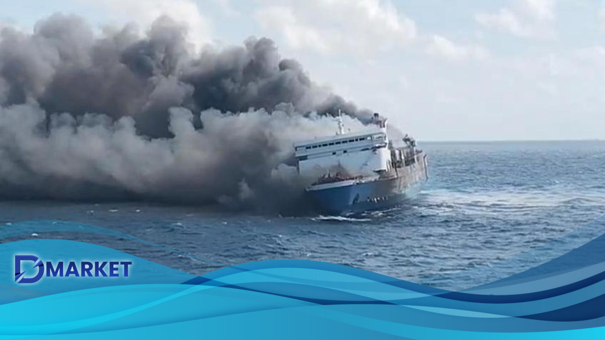 Korban Selamat Kebakaran KM Mutiara Sentosa 2 Dievakuasi ke Tanjung Perak